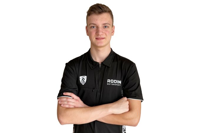 F4-racewinnaar Martin Molnar completeert de GB3-line-up van Rodin Motorsport voor 2026