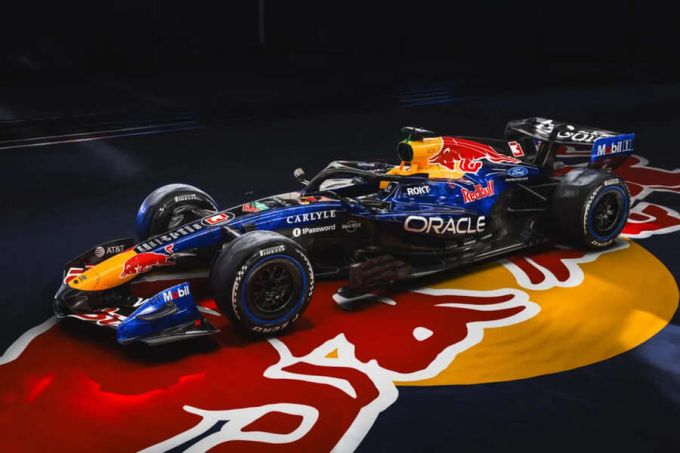 Red_Bull_RB22_Max_Verstappen