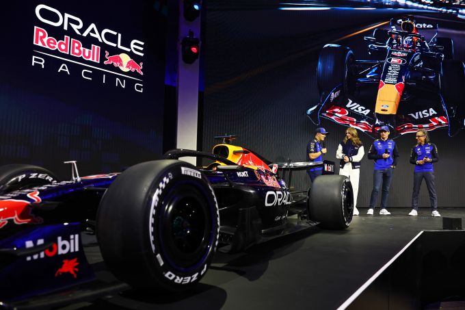 Presentatie technisch directeur Ben Hodgkinson F1 Red Bull RB22
