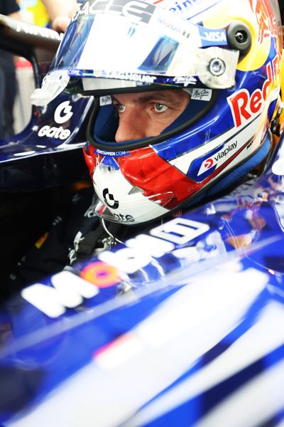 Max Verstappen test RB22