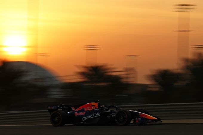 Max Verstappen test RB22