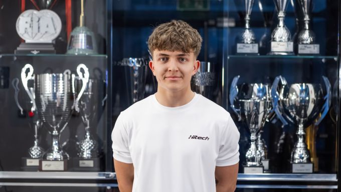 GB3-racewinnaar Deagen Fairclough completeert Hitech’s line-up voor 2026