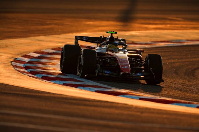 Lwis Hamilton F1 Ferrar SF-26 Bahrein