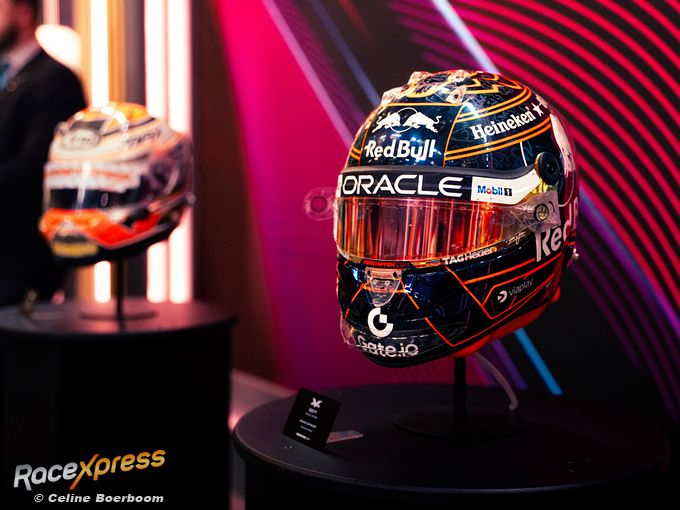 Helm Max Verstappen