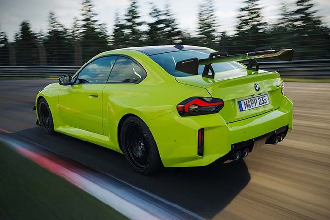 bmw-m2-with-m-performance