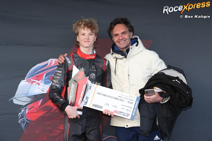 Karter Cesc Pieterse vecht zich naar derde plek en wint IWF-ticket