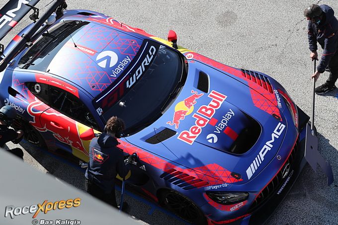 VIDEO: Verstappen Racing test Mercedes-AMG GT World in Zandvoort