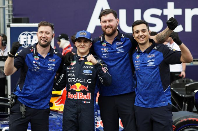Isack Hadjar Formule 1 Max Verstappen Melbourne