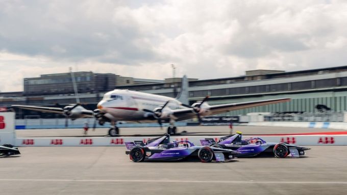 Porsche celebrates 75 years of motorsport at home Porsche E-Prix in Berlin 1