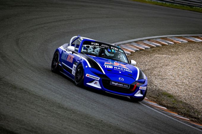 mazda mx5cup