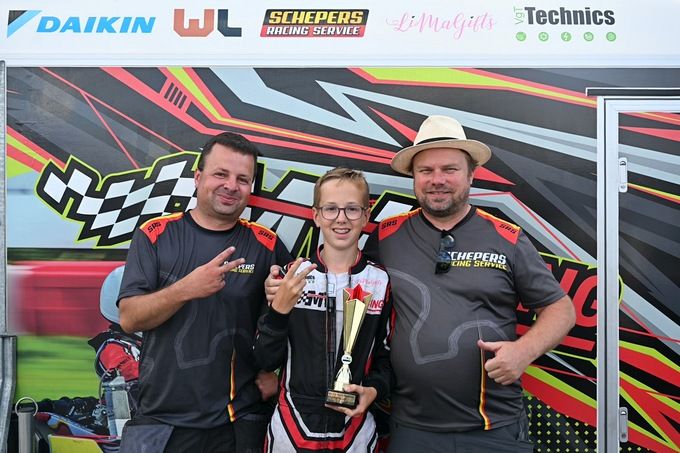 Kartbelofte Mathis Vangansewinkel naar podium in Mariembourg Schepers Racing