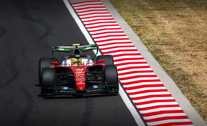 Lewis Hamilton Oscar Piastri Ferrari Formule 1 Hongarije