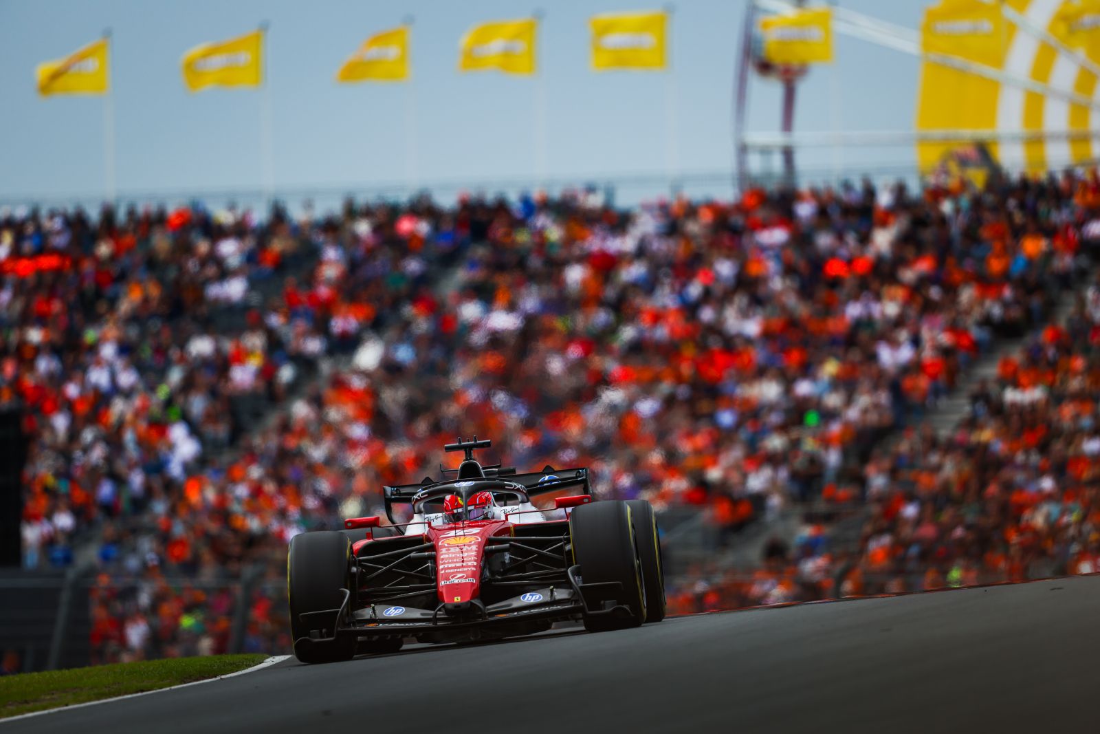 Ferrari onder vuur na Zandvoort: tegenvallende samenwerking en prestaties; in Monza de ommekeer? Of 