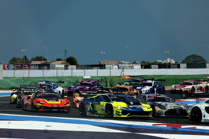 GT World Challenge 2026 FP1 & FP2 Sprint Cup-weekend Magny Cours foto 40