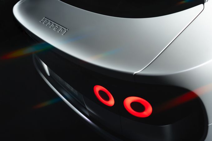 Ferrari Luce ‘Tailor Made’ wordt voor 40 miljoen dollar verkocht