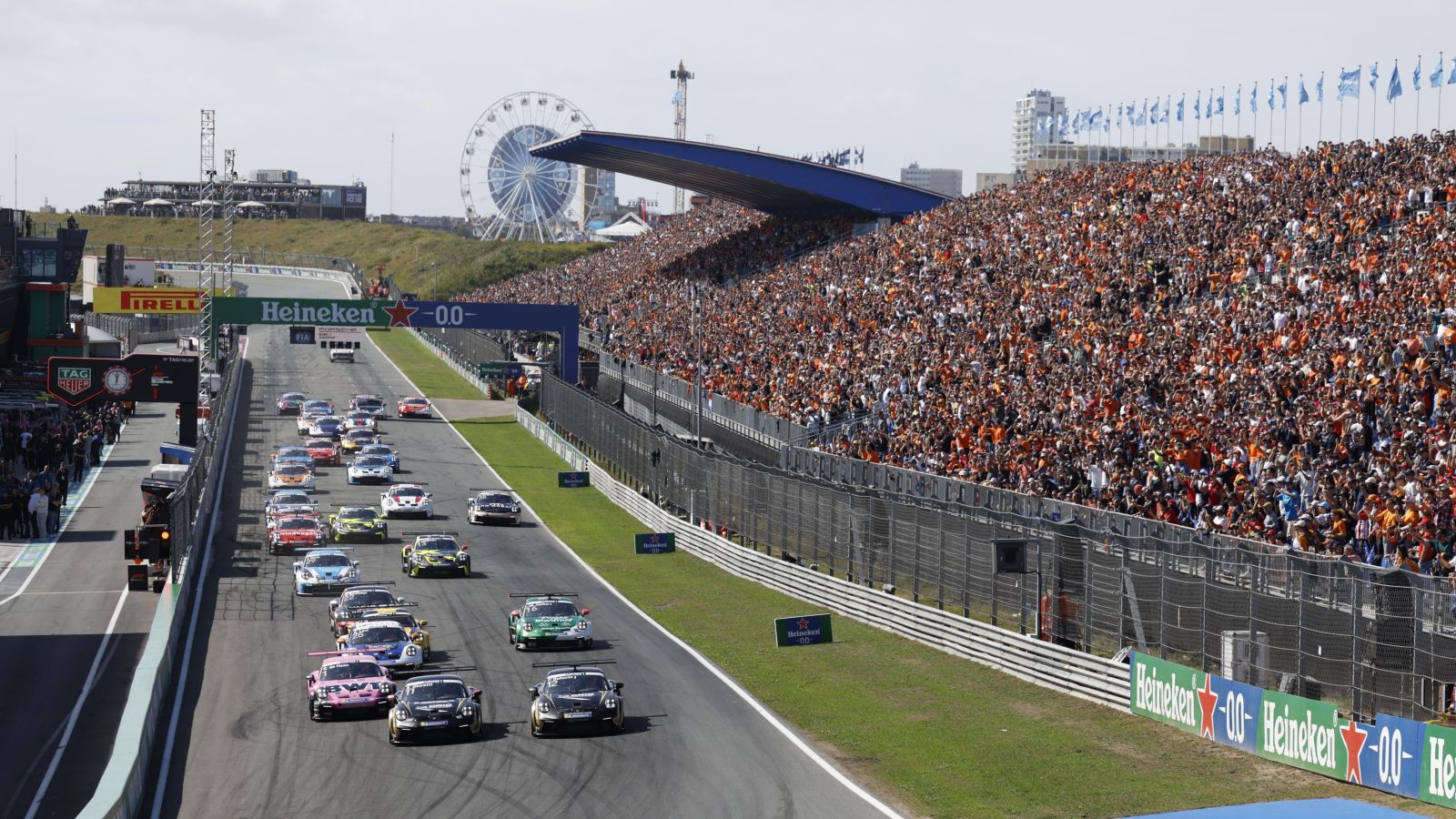 FOTO'S - Porsche Supercup barst los tijdens F1-Zandvoort weekend: tien Nederlanders strijden voor de