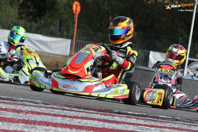 Karttalent Ronan Kamphuis knokt zich in Genk naar knappe P2 in IAME Series Benelux