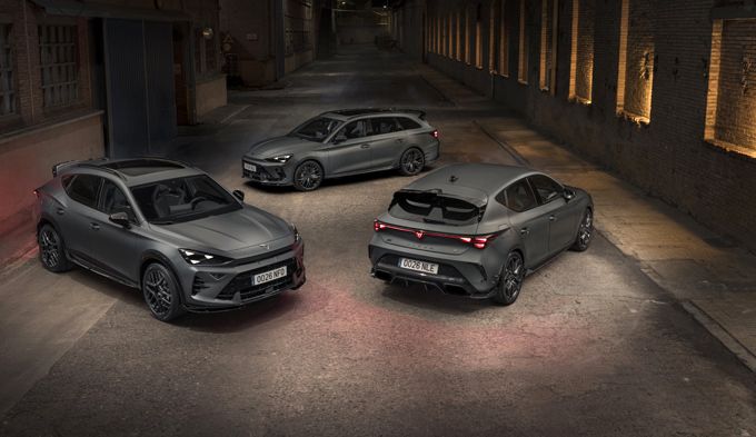 CUPRA vernieuwt e-Hybrid-gamma en introduceert ABT-Line pakket