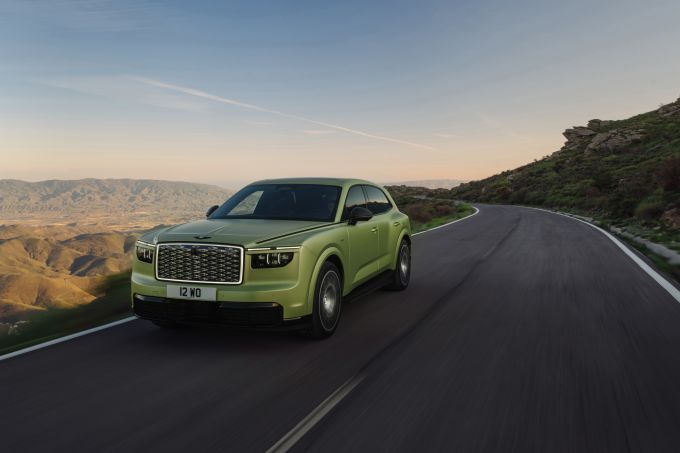 FOTO'S - De nieuwe Bentley Torcal komt elektrisch met 888 pk, maar blijft opvallend trouw aan zijn Britse roots