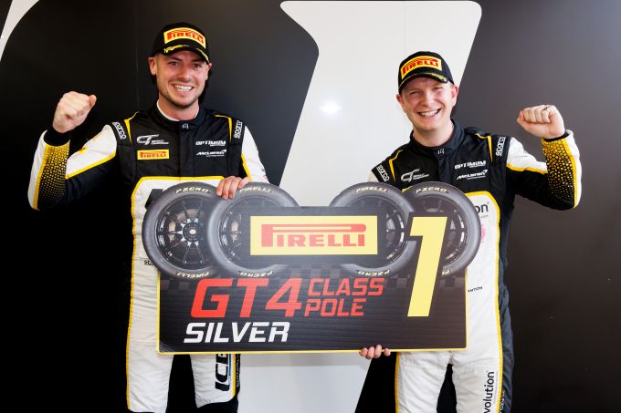 #59 - Optimum Motorsport - Josh STANTON - George GAMBLE - McLaren Artura GT4 | Foto: SRO / JEP