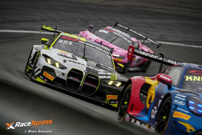 GT World Challenge-weekend Circuit Zandvoort 2026 publiekslieveling Valentino Rossi met de BMW M4 GT3 van Team WRT