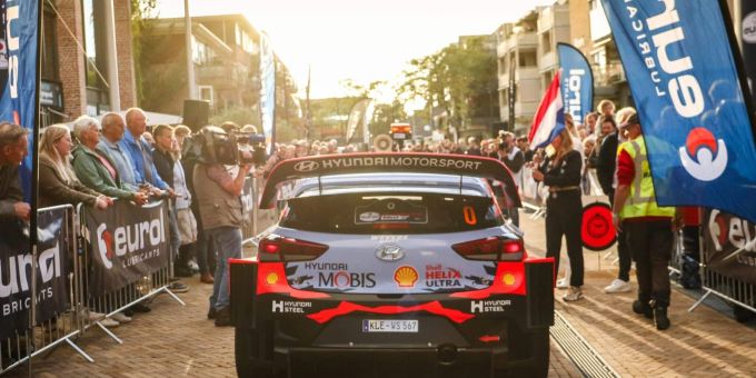 Hyundai achterzijde bron foto eurolhellendoornrally