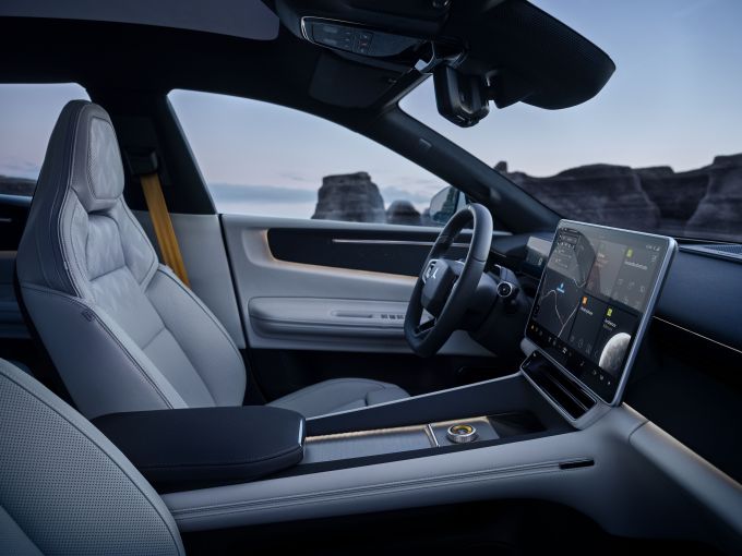 Polestar 4 SUV