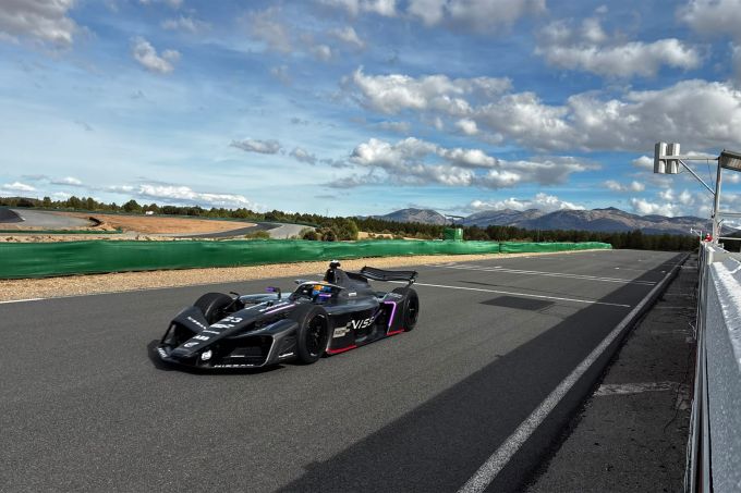 nissan formula e