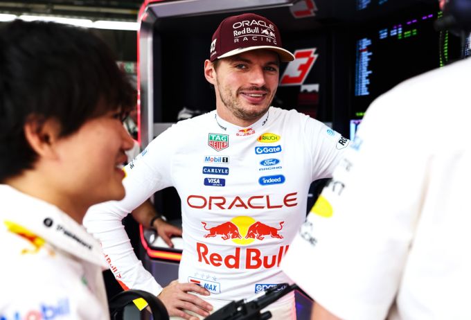 VIDEO - Max Verstappen grijpt naar pijnstillers in Austin: "Mijn rug ziet er niet goed uit" + FOTO'S
