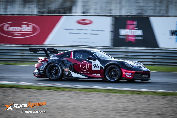 Milan Marczak kampioen Porsche Carrera Benelux